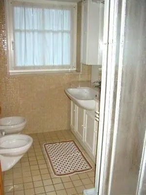 Apartment Decrestina *